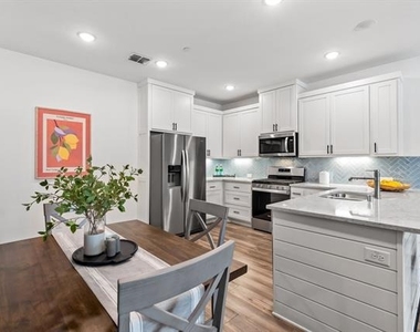 2529 Barnwood Lane - Photo Thumbnail 10