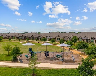 2529 Barnwood Lane - Photo Thumbnail 39