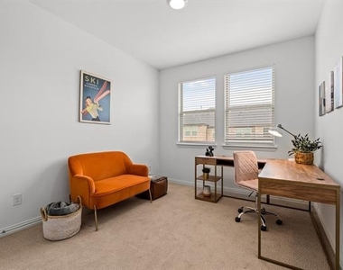 2529 Barnwood Lane - Photo Thumbnail 32