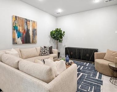 2232 Grey September Street - Photo Thumbnail 15