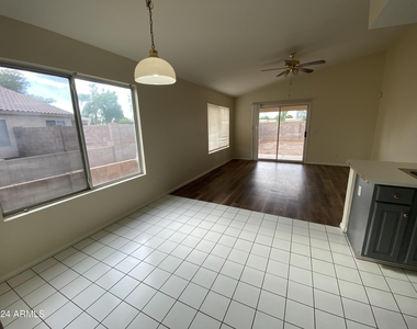 10849 W Monterosa Street - Photo Thumbnail 5