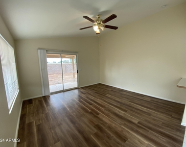 10849 W Monterosa Street - Photo Thumbnail 6