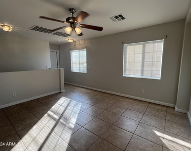 12410 W Pershing Street - Photo Thumbnail 10