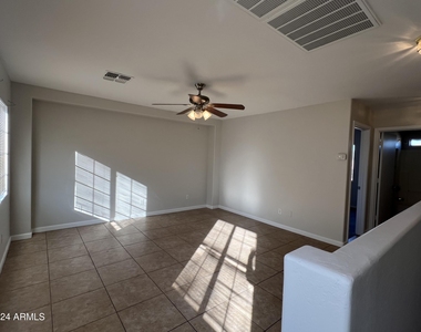 12410 W Pershing Street - Photo Thumbnail 9