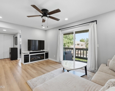 520 N Stapley Drive - Photo Thumbnail 6