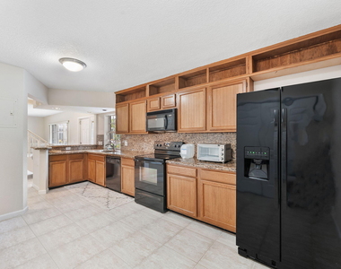2704 Vision Drive - Photo Thumbnail 6