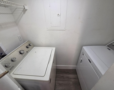 12112 St.andrews Place - Photo Thumbnail 3