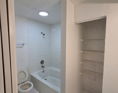 12112 St.andrews Place - Photo Thumbnail 34