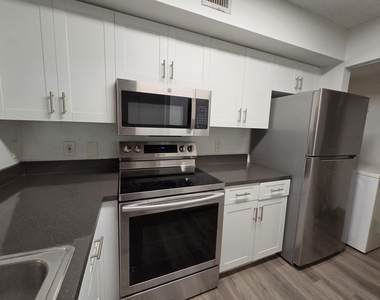 12112 St.andrews Place - Photo Thumbnail 32