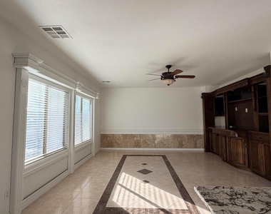 40301 W Peggy Court - Photo Thumbnail 21