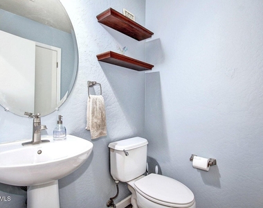 40301 W Peggy Court - Photo Thumbnail 9