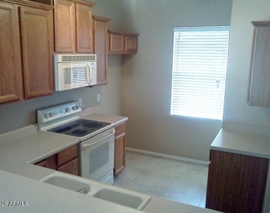 8749 E Knowles Avenue - Photo Thumbnail 1