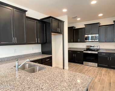 242 N Sunrise -- - Photo Thumbnail 9