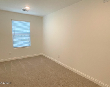 242 N Sunrise -- - Photo Thumbnail 20
