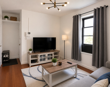21-37 33rd Street - Photo Thumbnail 2