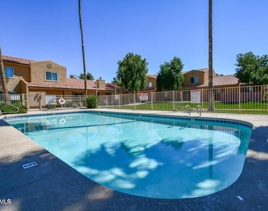3511 E Baseline Road - Photo Thumbnail 32