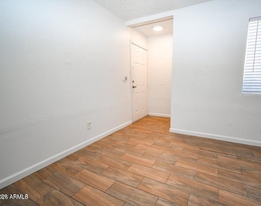 3511 E Baseline Road - Photo Thumbnail 13