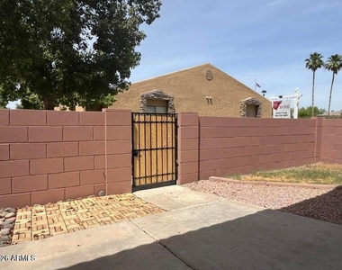 3511 E Baseline Road - Photo Thumbnail 24