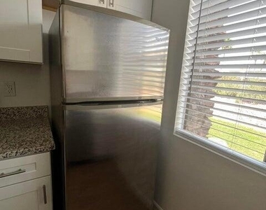 3511 E Baseline Road - Photo Thumbnail 16