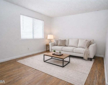 3511 E Baseline Road - Photo Thumbnail 14