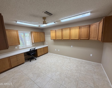 14607 W Yosemite Drive - Photo Thumbnail 20