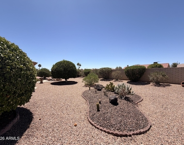 14607 W Yosemite Drive - Photo Thumbnail 25