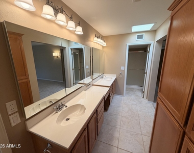 14607 W Yosemite Drive - Photo Thumbnail 7