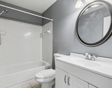 8327 Fairway Road - Photo Thumbnail 9
