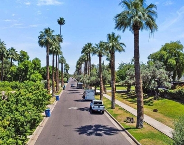 302 E Monte Vista Road - Photo Thumbnail 16