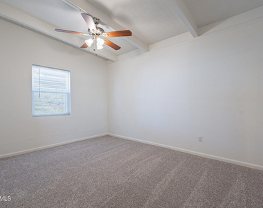 1331 E Pierson Street - Photo Thumbnail 15