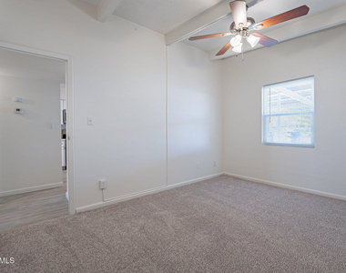 1331 E Pierson Street - Photo Thumbnail 16