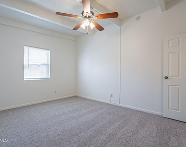 1331 E Pierson Street - Photo Thumbnail 21