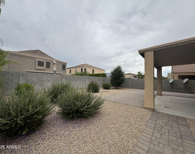 9575 W Quail Avenue - Photo Thumbnail 24