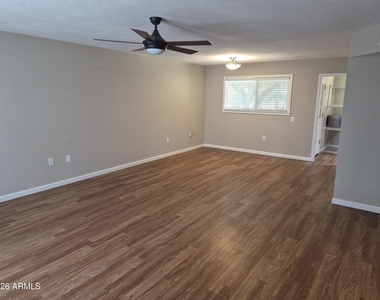 12511 W Brandywine Drive - Photo Thumbnail 2