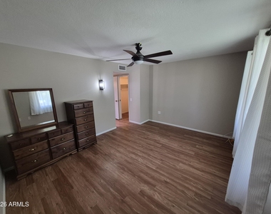 12511 W Brandywine Drive - Photo Thumbnail 10