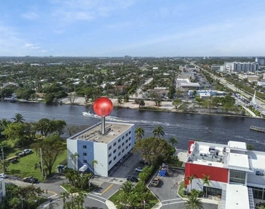 105 S Riverside Drive - Photo Thumbnail 41