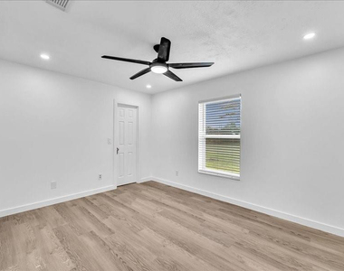 2928 Se Bella Road - Photo Thumbnail 16