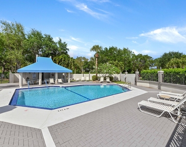 1012 Landings Boulevard - Photo Thumbnail 20