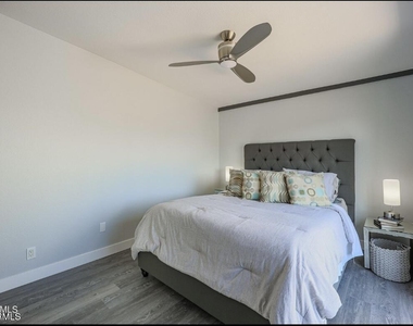 16807 E Gunsight Drive - Photo Thumbnail 12