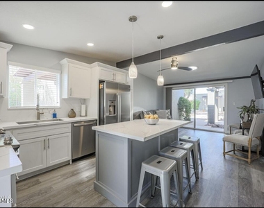 16807 E Gunsight Drive - Photo Thumbnail 1