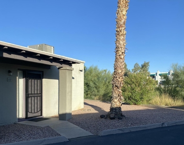 16807 E Gunsight Drive - Photo Thumbnail 20