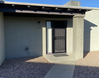 16807 E Gunsight Drive - Photo Thumbnail 22