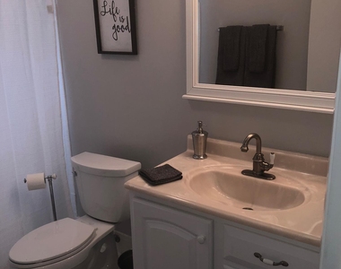 2555 Bedford Mews Drive - Photo Thumbnail 13