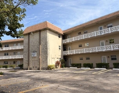 5103 Nw 35th Street - Photo Thumbnail 2