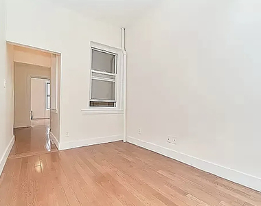 852 Amsterdam Avenue - Photo Thumbnail 5
