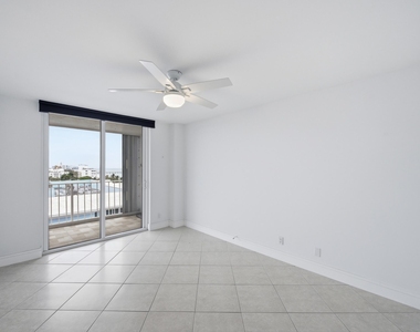 800 Se 20th Avenue - Photo Thumbnail 10