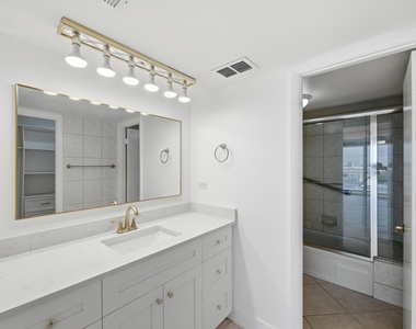 800 Se 20th Avenue - Photo Thumbnail 14