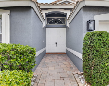 11728 Dove Hollow Avenue - Photo Thumbnail 1