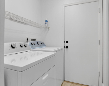 11728 Dove Hollow Avenue - Photo Thumbnail 27