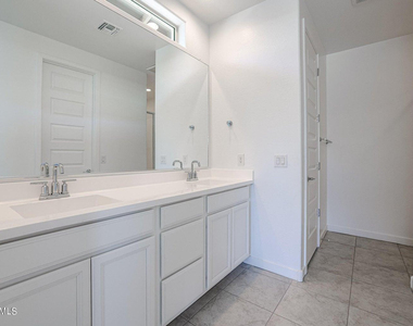 16554 W Questa Drive - Photo Thumbnail 26